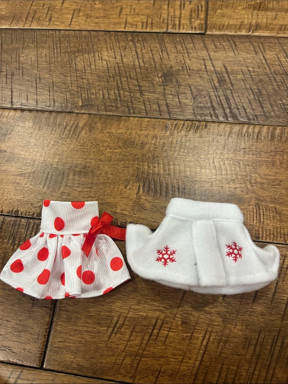 Y2K- White and Red Doll/Elf on the Shelf Skirt & White Snowflake Cape Set.
